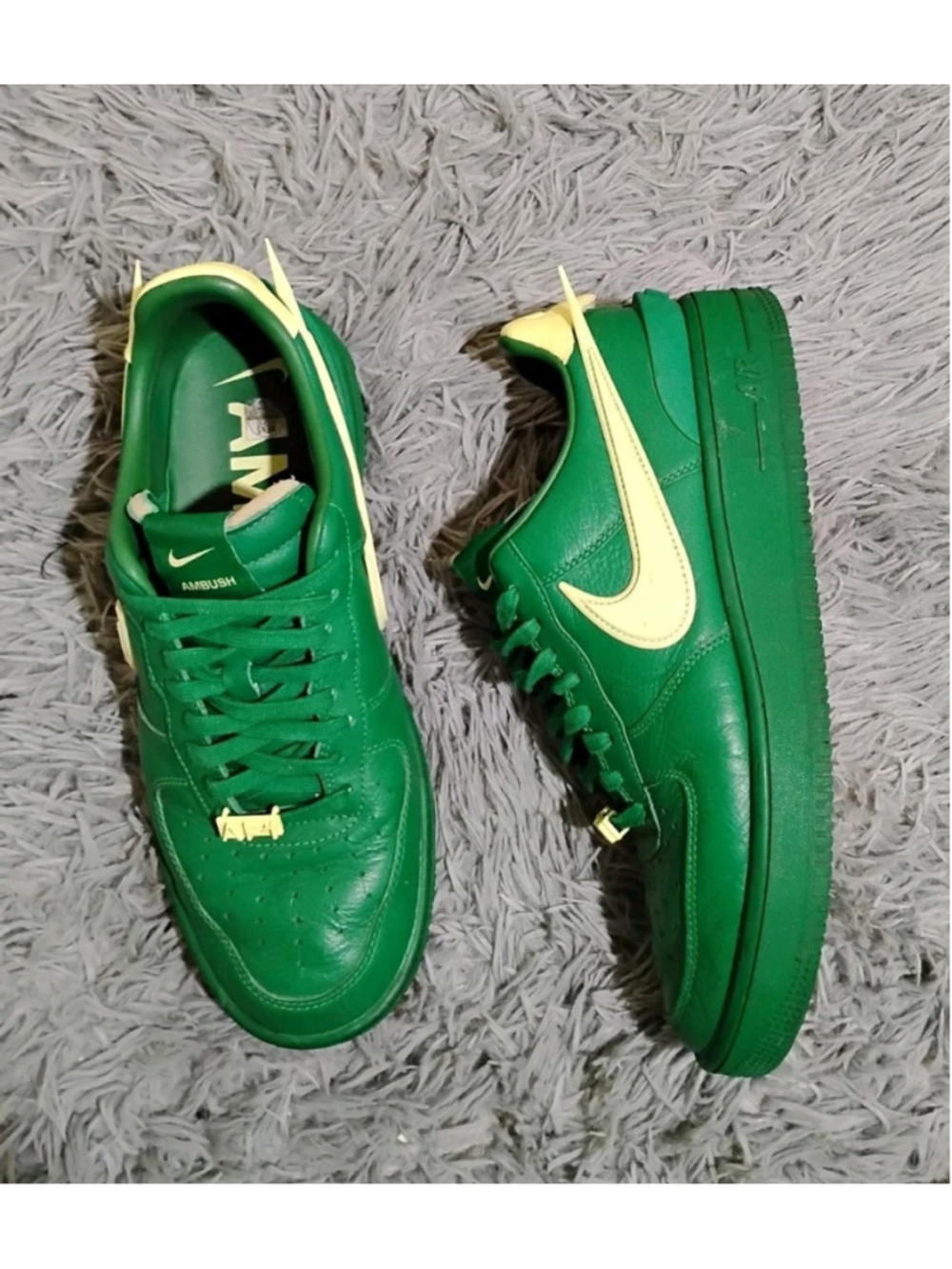 Nike Men’s Green and Cream Air Force 1 Sneakers